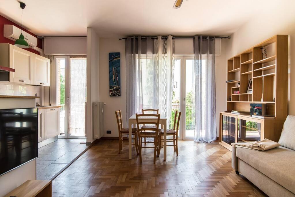 Enjoy Home - Bilocale Sulle Riviere A Due Passi Dalla Specola 帕多瓦 外观 照片